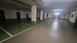 Garaje en venta en El Antiguo en San Sebastián-Donostia