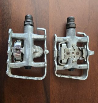 Pedales de bicicleta de metal