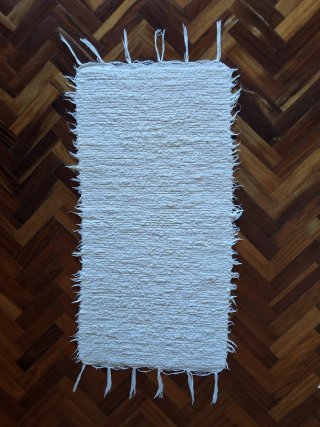 Tappeti in beige e bianco