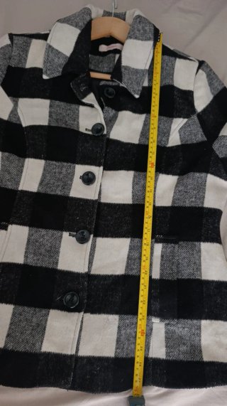 Chaqueta de cuadros. Medidas en las fotos