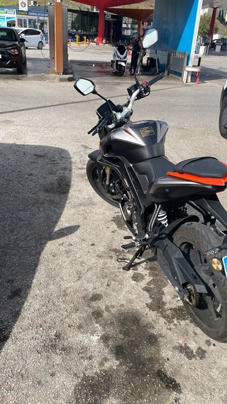 QJ Motor SRK 125S