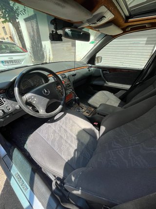 Mercedes-Benz Clase E 270 CDI ELEGANCE