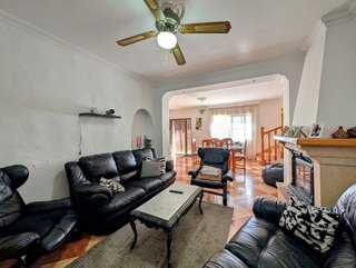 Casa adosada en venta en Loja