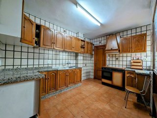 Casa adosada en venta en Loja