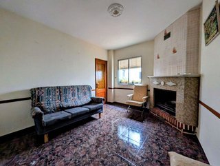 Casa adosada en venta en Loja