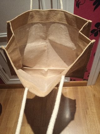 Bolso de arpillera marrón