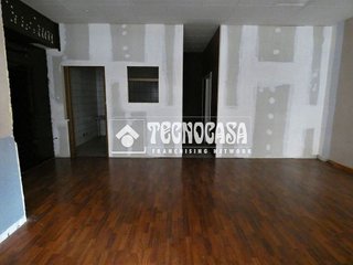 Local comercial en alquiler en Pº Zorrilla - Cuatro de Marzo en Valladolid