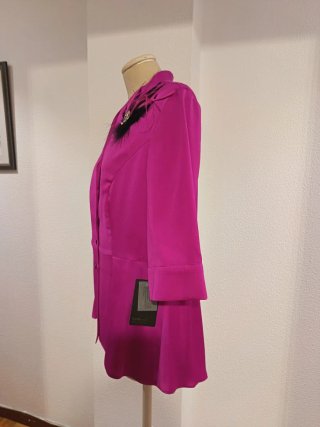 Blusa Magenta con Broche