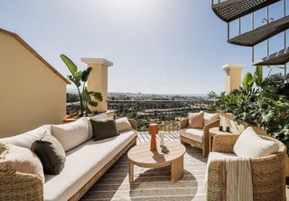 Ático en venta en Los Arqueros-Puerto del Almendro en Benahavís