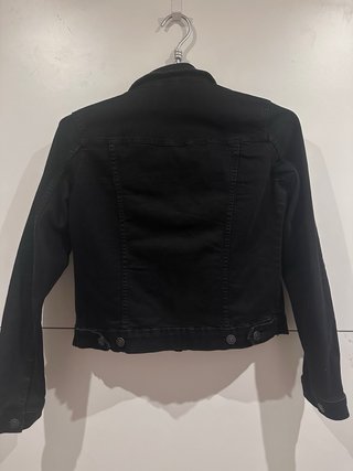 Cazadora vaquera elástica Stradivarius Negra