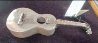 Cuadro Madera con Guitarra Plata