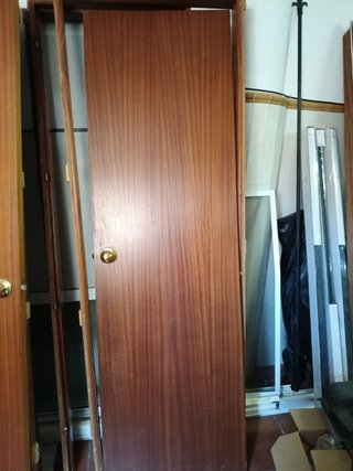 Puerta de madera interior