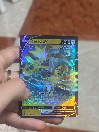 Cartas Pokémon V y VMAX