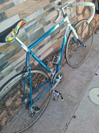 Bicicleta carretera antigua