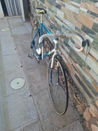 Bicicleta carretera antigua