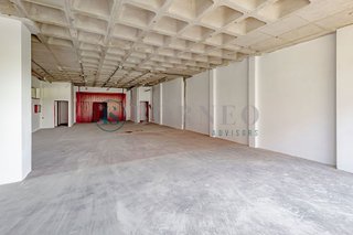 Nave industrial en alquiler en Los Rosales en Madrid