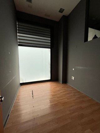 Local comercial en alquiler en San José - Varela en Cádiz