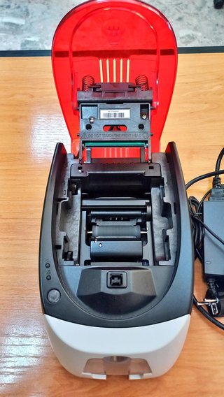 Evolis Badgy 200 Impresora de Tarjetas