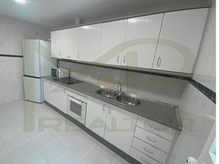 Piso en alquiler en Lucena