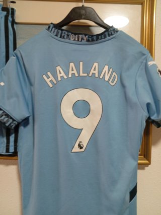 Conjunto de fútbol Manchester City talla 10-12 año