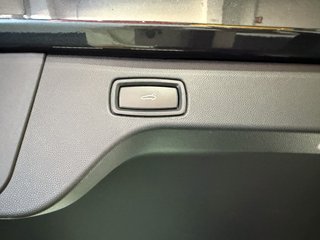 Porsche Macan -
