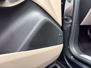 Porsche Macan -