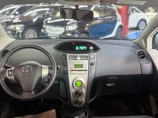 Toyota Yaris 5p 1.3 VVT-i Sol M/M