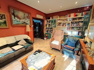 Chalet en venta en Novelda