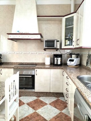 Chalet en venta en Carmona