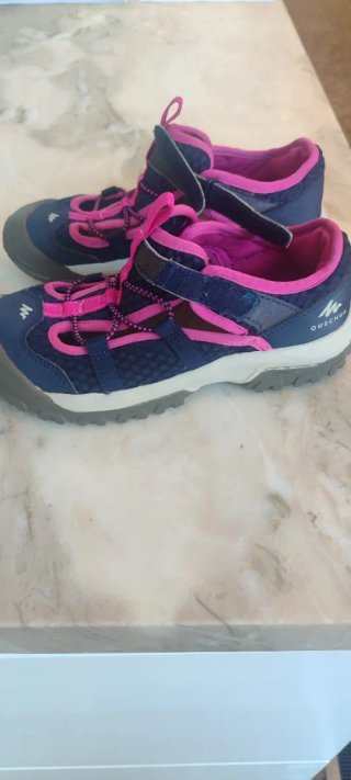 Sandalias trekking niña azul y rosa talla 33