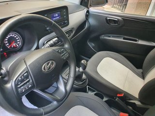 Hyundai i10 2021