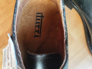 Zapatos de piel Iturri negros