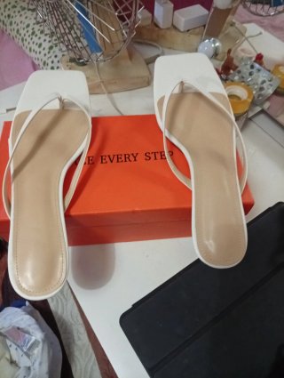 Sandalias Talla Especial Blancas