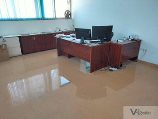 Oficina en venta en Villamartín