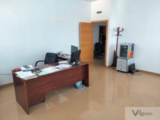 Oficina en venta en Villamartín