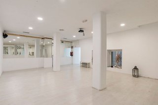 Local comercial en venta en Palos de Moguer en Madrid
