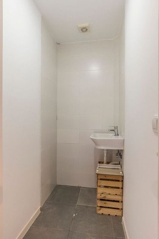 Local comercial en venta en Palos de Moguer en Madrid