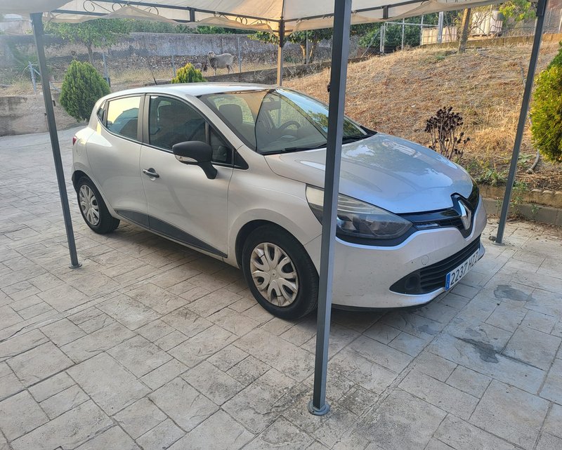 Renault Clio IV dci - foto 1