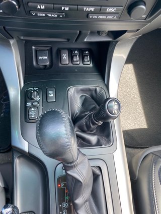 Toyota Land Cruiser 2004