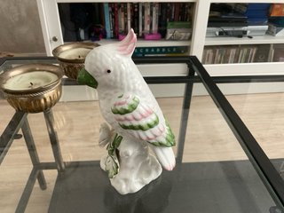 Cacatúa de porcelana decorativa