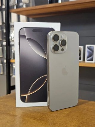 IPHONE 16 PRO MAX 256GB TITANIO BATERIA 90%