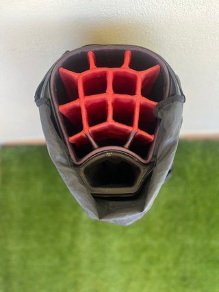 Bolsa de Golf TaylorMade Supreme Negra/Roja