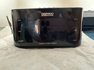 Radio Despertador Daewoo DCR-45 Negro