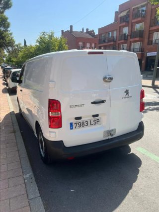 Peugeot Expert 2021