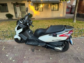 Kymco Super Dink 300
