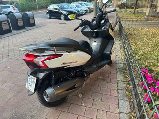 Kymco Super Dink 300