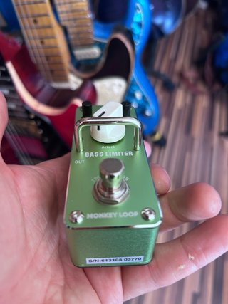 Pedal Bajo Limitador Sonido