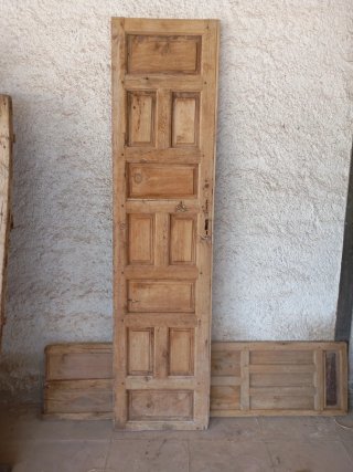 Puerta antigua madera cuarterones 210x52cm