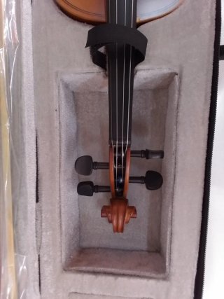 Violín Amadeus con estuche y arco a partir de 60€