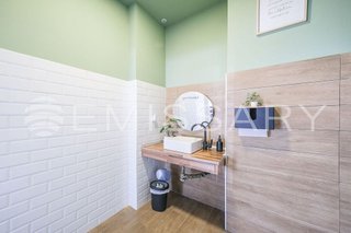 Local comercial en venta en Palomas en Madrid